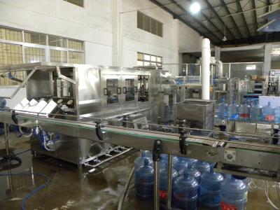 China Garrafa do tambor do ANIMAL DE ESTIMAÇÃO da água potável máquina de enchimento 600bph de 5 galões 18L 19L 20L à venda