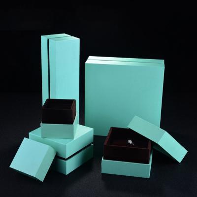 China Bespoke Two Piece Cardboard Ring Boxes With Black Coloured Lip for sale