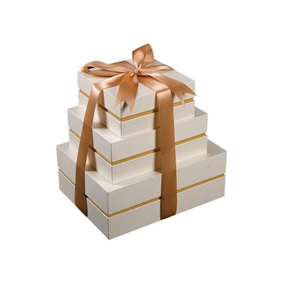 China 17*12*6.5cm Rigid Paper Gift Box for sale