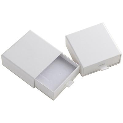 China OEM Welcome Drawer Type Cardboard Jewelry Packaging Box For Necklace for sale