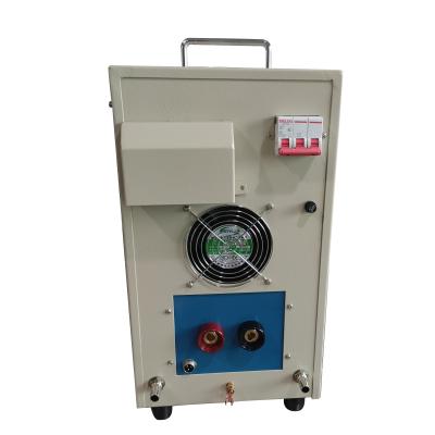 China Máquina de calefacción portátil de inducción para la máquina de calefacción de inducción del tubo de cobre en venta