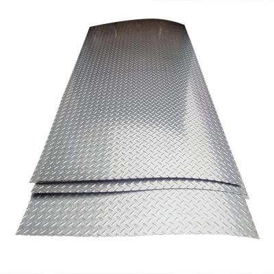 China 200 300 400 Series Stainless Steel Checker Plate NO.8 Stainless Diamond Plate for sale