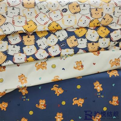 China Best Selling Manufacturer Bed Sheet Fabric Kids Cotton Twill Patchwork Cloth Diy Sewing Quilting Fat Quarters Material à venda