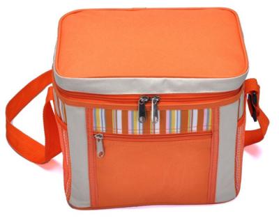 China Waterproof  Picnic Insulated Cooler Bags  In Polyester for food  / Drink for sale