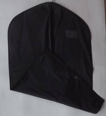 中国 通気性のスーツの衣装袋の耐久の軽量の黒い服カバー 販売のため