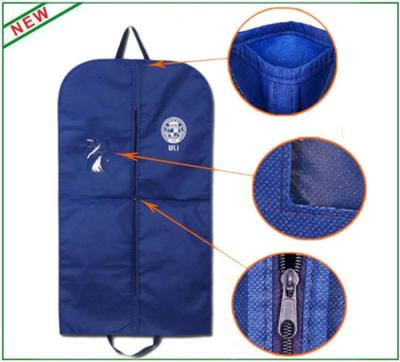 China Peva Fold Down Hanging Suit Garment Bag For Suits , Storage Hanging Clothes Bag for sale