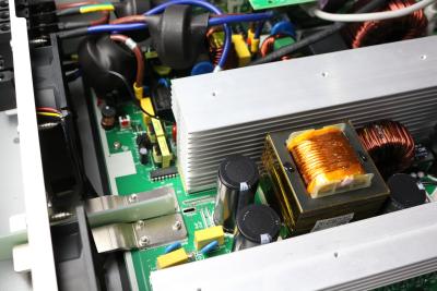 China 100A MPPT Off Grid Inverter Hybrid Solar 3.5KW High Frequency Sine Wave Inverter for sale