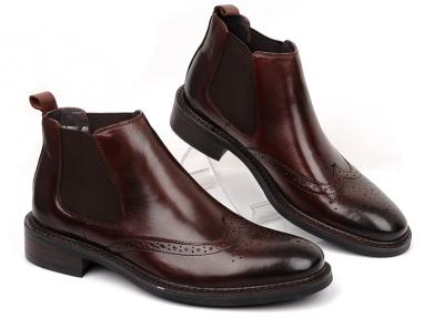 China Brogue estilo botas de tornozelo masculino Slip On tamanho de couro de grão completo personalizado à venda