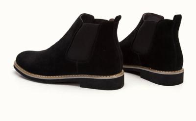 China Suela exterior de caucho para hombres botas de desierto de suéter botas de cuero genuino para hombres botas de cuero casuales en venta