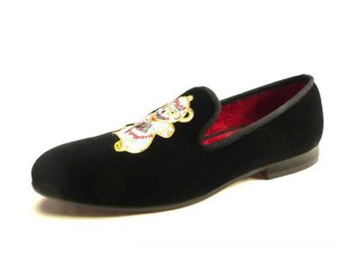 China Informal Flat Mens Velvet Loafers Key Drawn Style Homens De Negócios Sapatos Casual à venda