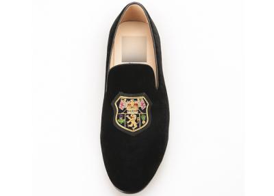 China Cráneo estilo deslizamiento en loafers de terciopelo, lujosos hombres loafers de cuero zapatos en venta