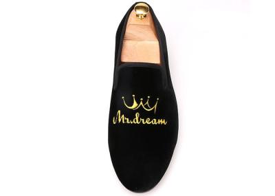 China Male Footwear Mens Velvet Loafers Embroidery OEM Flat Casual Shoes For Party for sale