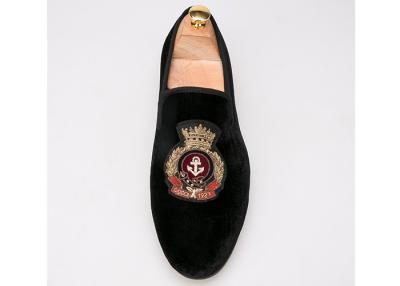 China Logo Embroidered Velvet Loafers Royal Style Luxury Velvet Slippers For Men for sale