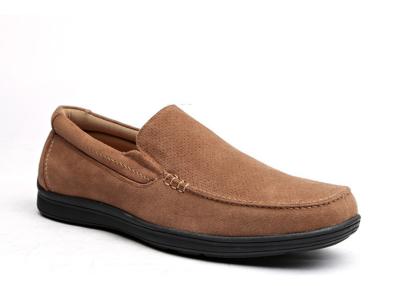 China Summer Breathable Mens Leather Loafers Brown Round Toe Mens Suede Moccasins for sale