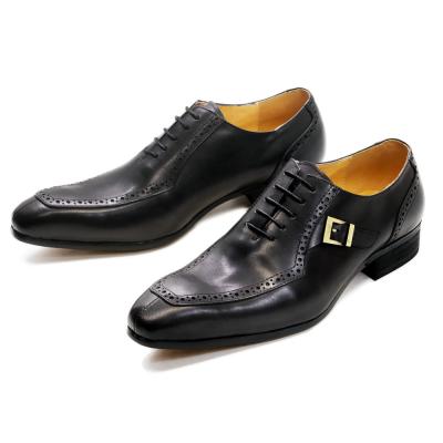 China Embossing Patent Leather Men Formal Dress Shoes Brown ODM approved for sale