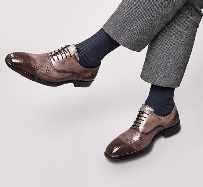 China Zapatos de novia de pie cuadrado para hombres zapatos italianos chalecos para hombres negros zapatos Oxford para oficina en venta