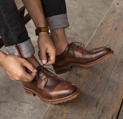 China Vestidos de negocios para hombres zapatos de cuero masculino Plus - tamaño 45 46 47 en venta