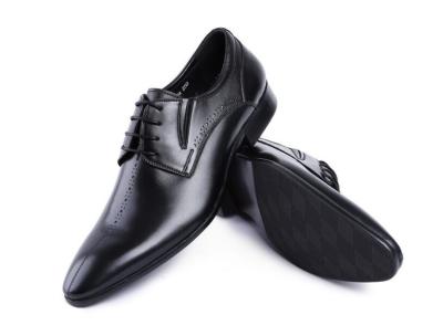 China Brand Wingtip Oxford Luxury Mens Leather Dress Shoes , Carved Genuine Leather Shoes for sale