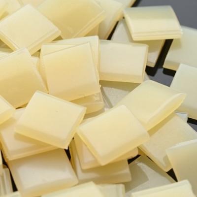 China Yellow Industrial Strength Hot Glue 7085-85-0 Hot Melt Rubber Adhesive for sale