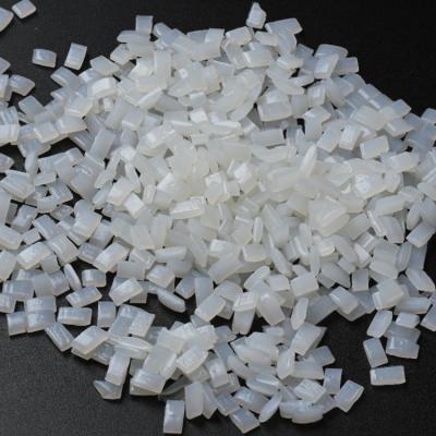 China Solid Granules EVA Hot Melt Adhesive Packaging Clothing Sealing for sale