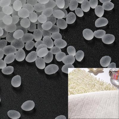 中国 Anti Slip Polyurethane Hot Melt Adhesive Pellets For Textile 販売のため