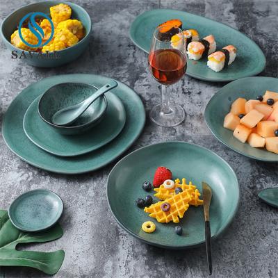 China Irregular Green Porcelain Dinnerware Vintage Matte Ceramic Dinnerware for sale
