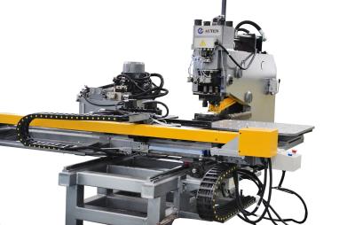 China Máquina de perfuração de alta velocidade da placa do CNC, máquina da marcação da placa de metal do CNC à venda