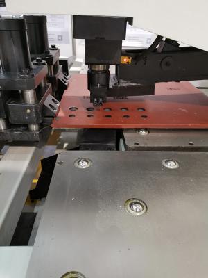 Китай Машина плиты CNC пробивая с диаметром пробивая отверстия 26mm 3 станций плашки продается