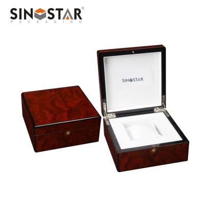 China Top And Bottom Box/Custom Watch Storage Case with Soft Velvet Lining Packing Te koop