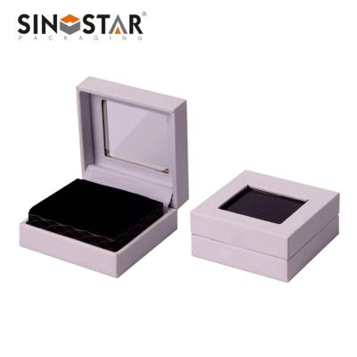 China Plastic Jewelry Box Made of Handmade OEM Order Accept Advantage Handmade à venda