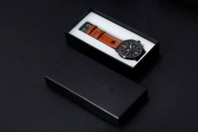 China Caja de reloj de cuero para hombre de sellado caliente, caja de regalo del reloj dentro de los materiales blancos de la espuma en venta