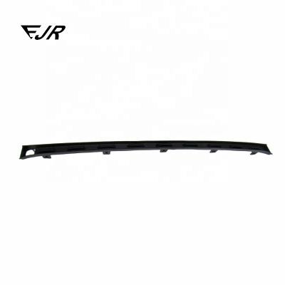 China 670065942 Plastic Central Top Front Grille Bumper For 2019- Levante for sale
