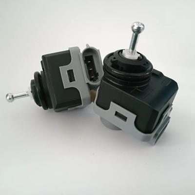 China 12Volt Nissan Headlight Adjustment Repair Black Plastic for sale