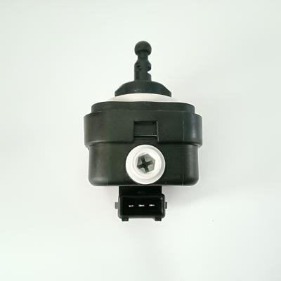 中国 外的なヘッドライトの調節モーター サービス自動照明装置12V 販売のため