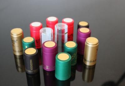 China Anti Ultraviolet PVC Heat Shrink Cap Waterproof  For Wine Bottles for sale
