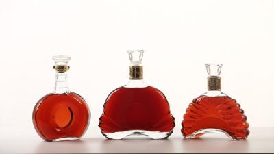 China Botella de whisky con etiqueta dorada, champán, vino, licor, cuadrado, jugo vacío, 250ml en venta