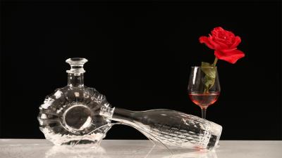 China Garrafa de vidro personalizada 750ml champanhe espumante transparente à venda