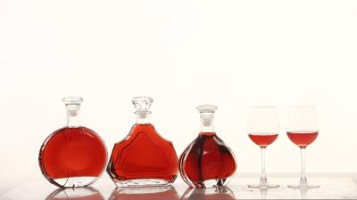 China Garrafa de vinho de vidro âmbar transparente bordeaux 750 ml vazia à venda