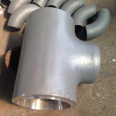 China Las instalaciones de tuberías de alta presión de acero inoxidables F321 Asme B16.11 forjaron en venta