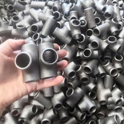China 1/2 Inch  sch160 Seamless Carbon Steel Pipe Fittings B16.9S ANSI Reducing Pipe Tee for sale