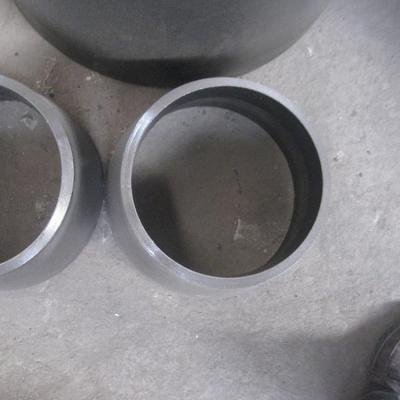 中国 Buttweld B16.9 Sch 40 Carbon Steel Reducer Seamless Concentric Reducer 販売のため