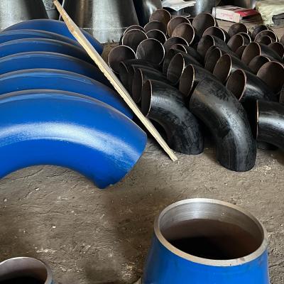 China El codo de soldadura de extremo de acero industrial 1/2 para sistemas de tuberías de alta presión en venta