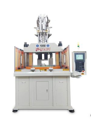 Chine Machine de fabrication supérieure en PVC/TPU à deux couleurs, machine à injection verticale à vendre