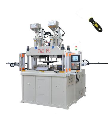 China 120 ton schraper met handvat maken machine Verticale twee-kleurige injectie gietmachine Te koop