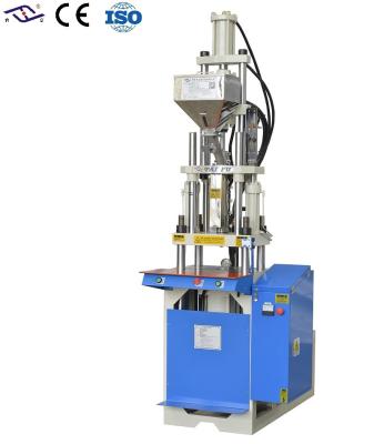 Chine Machine de moulage par injection de plastique verticale de petite taille de 25 tonnes pour prises électriques à vendre