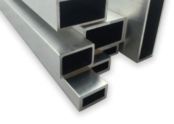 China 90mm Welding Punching Aluminium Profile Square Tube 6061 For Window Door Construction for sale