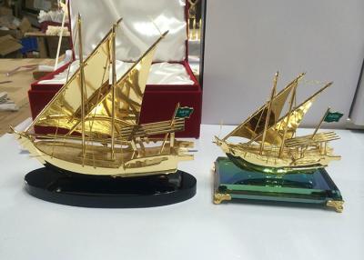 China Metal Alloy Arab Cultural Souvenirs / Arabian Fishing Boat Model With Crystal Base for sale