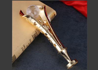 Китай Кристаллический глобус выдалбливая вне изготовленные на заказ награды трофея полируя поверхность с подарочной коробкой продается