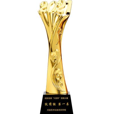 China Outstanding Staff Award OEM Resin Trophy Cup As An Encouragement for sale