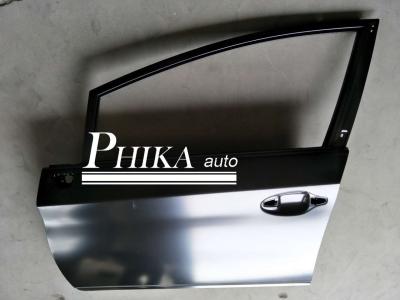 China Fixing Perfectly Rear Toyota Auto Body Parts Prius 2012 Metal Body Parts 67002-47070/67001-47070 for sale